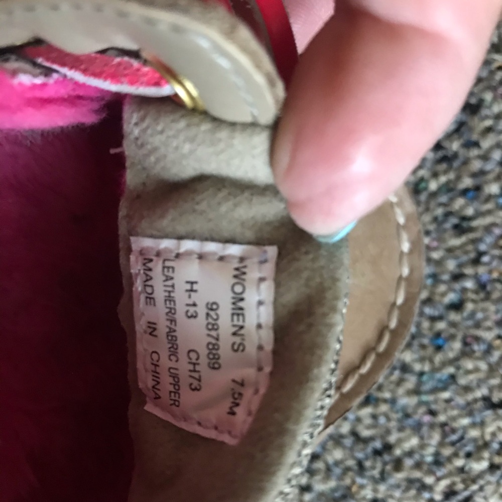 Shoes - Picture 6 of 6